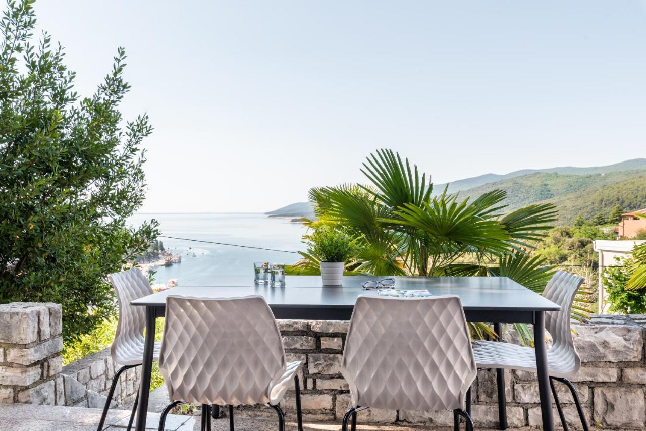 Apartments Zulijani House Helis B1 & B6 Rabac Exterior foto